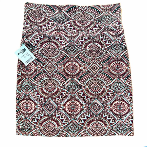 Charlotte Russe Dresses & Skirts - Charlotte Russe- Geometric Patterned Mini Skirt Skirt (sz xs) NWT